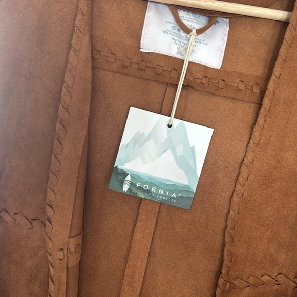 FORNIA WOMEN'S FRINGE FAUX SUEDE VEST - Picture 3 of 4